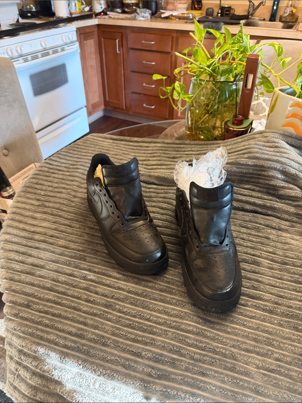Nike Black Women's High-Top Athletic Sneakers